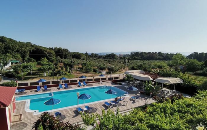 Griechenland Peloponnes Brati Arcoudi Pool