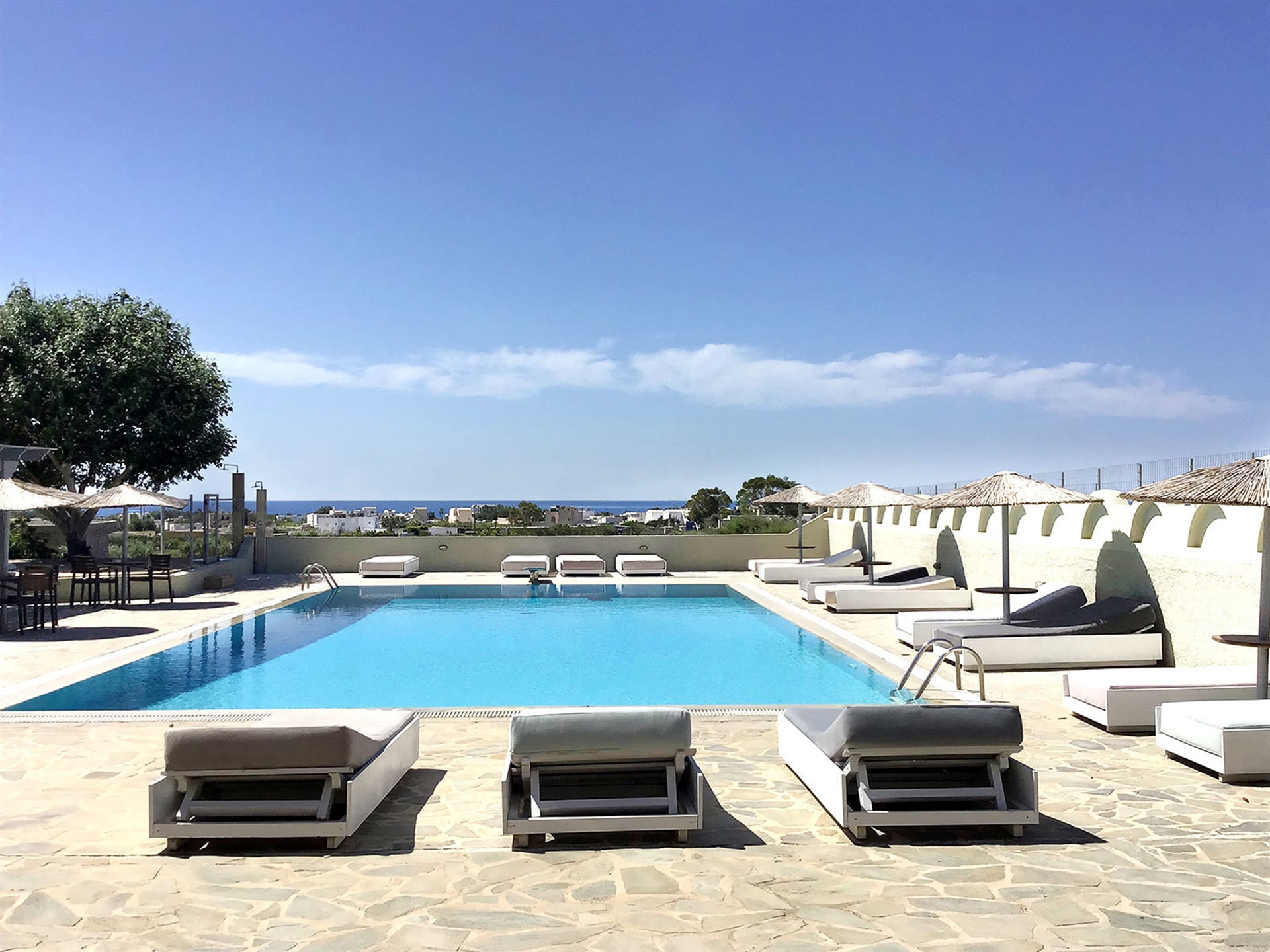 Griechenland Santorin Hotel Thera Mare Resort Pool