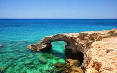 Love Bridge nahe Ayia Napa am Kap Greco auf Zypern