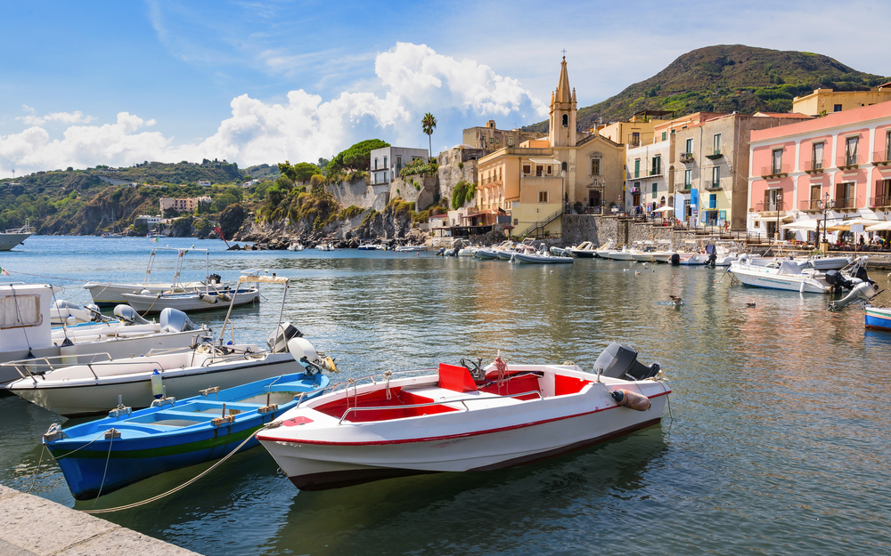 Marina Corta von Lipari-Stadt auf Lipari nördlich von Sizilien